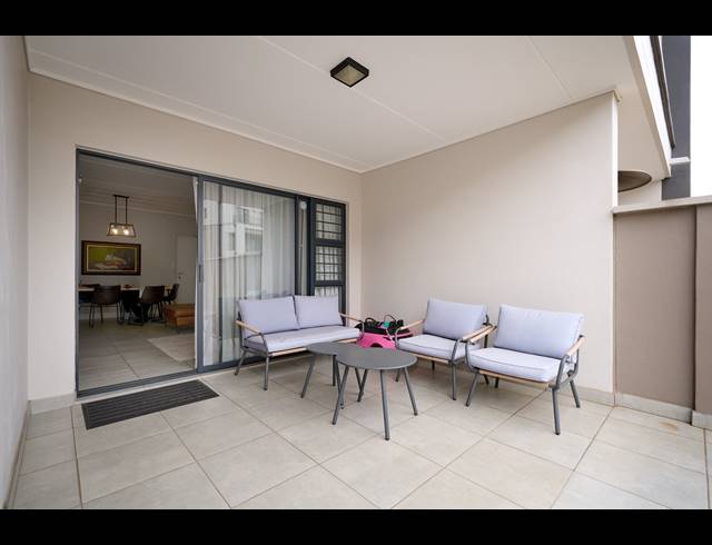 3 BEDROOM APARTMENT TO LET IN WATERFALL